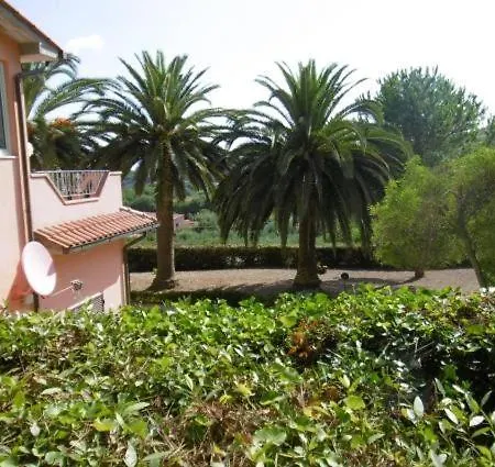 Vanna Trilo -quadrilocale Villa *