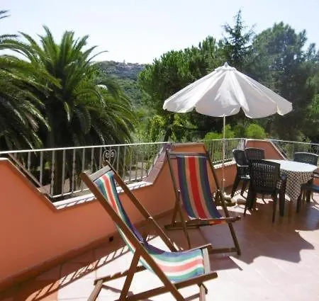 Vanna Trilo -quadrilocale Villa