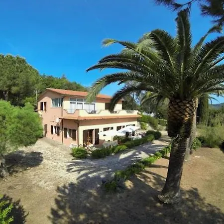 Vila Vanna Trilo -quadrilocale
