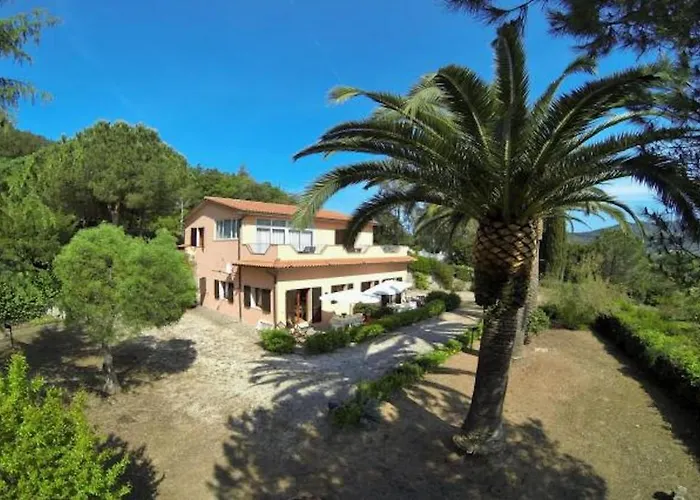 Vanna Trilo -quadrilocale ヴィラ カポリーヴェリ